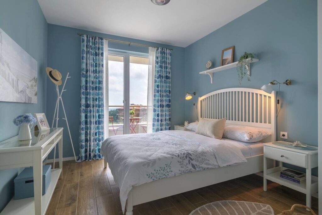 Stylish and new 1-bedroom apartment walking distance to beach, groceries and 5-Star spa resort